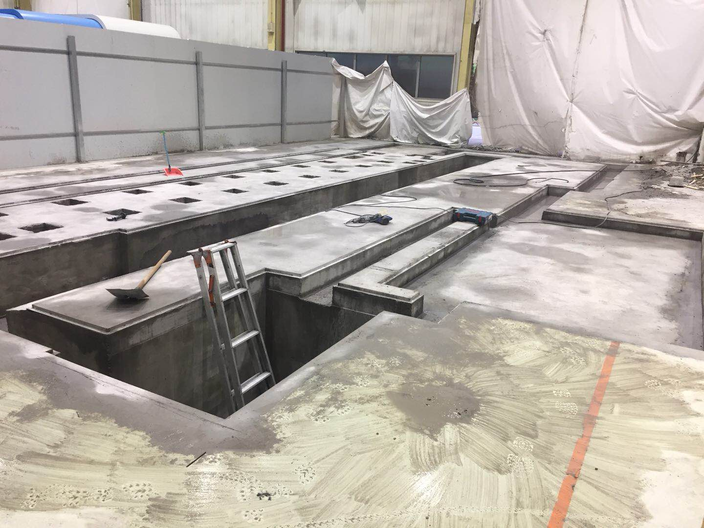 成型設(shè)備基礎(chǔ)